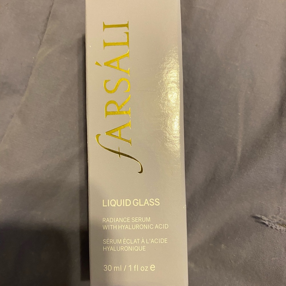 Farsali Liquid Glass
